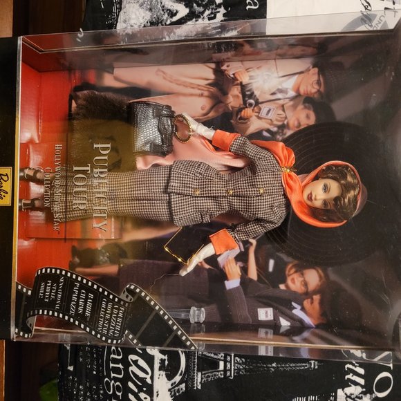 Barbies - Picture 5 of 15